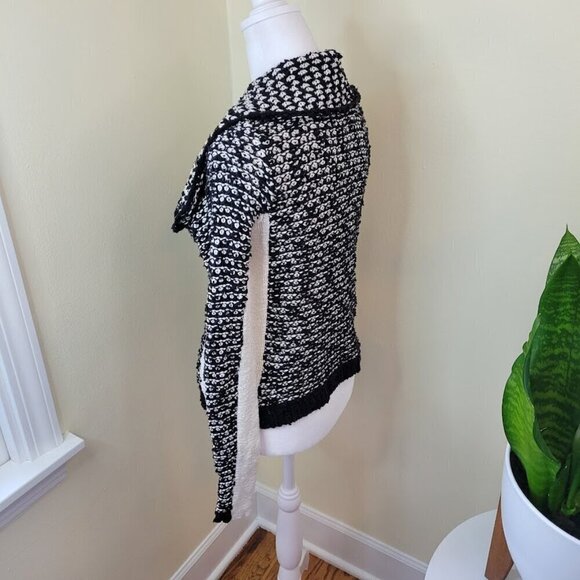 Anthropologie Sparrow Moto Style Sweater Black Ivory Zipper Women's Size XS - Picture 5 of 15
